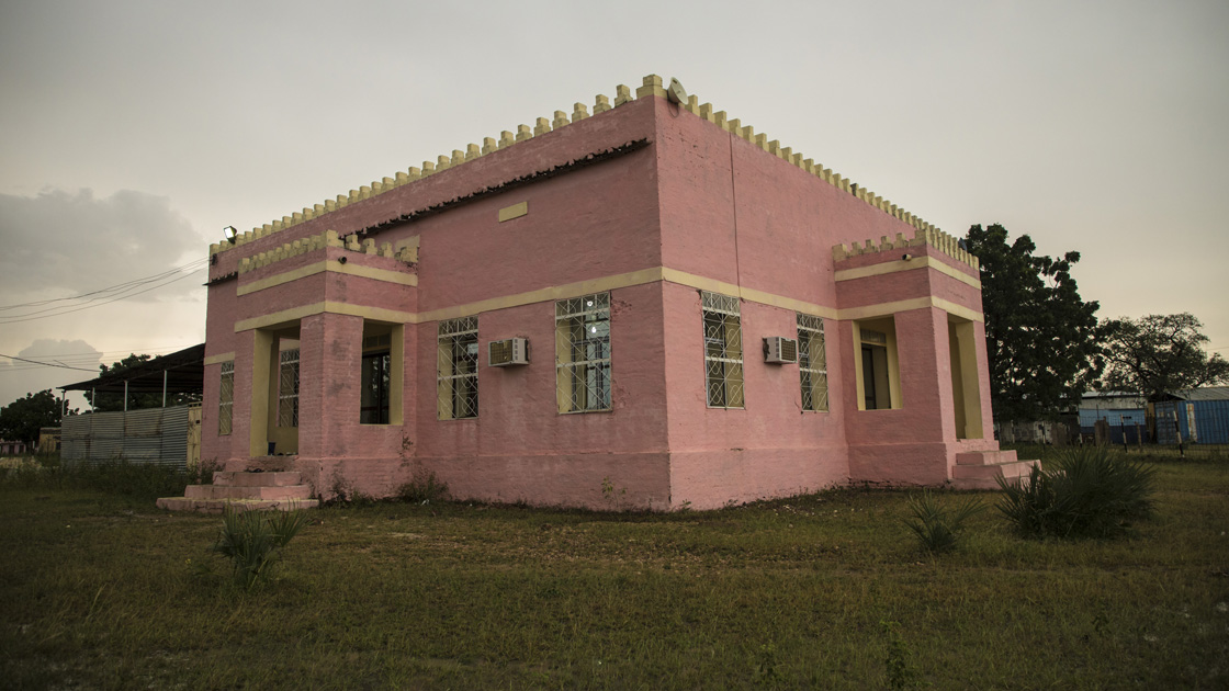 TDV'nin Sudan'da yeniden inşa ettirdiği cami ibadete açıldı