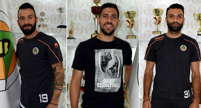 Türkiye'deki Yunan futbolcularından liderlik yorumu