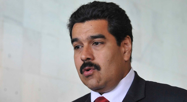 Maduro: Küresel güçlerin önünde diz çökmemeliyiz
