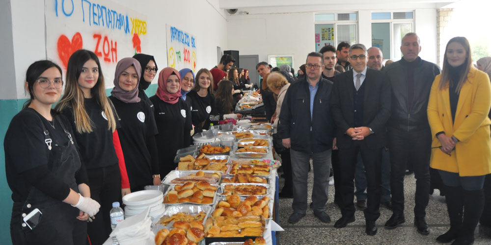 Celal Bayar Azınlık Lisesi’nde “Öğrenci Pazarı” düzenlendi