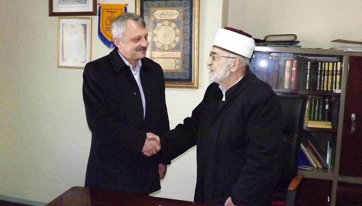 Ayhan Karayusuf Cemali Meço’yu ziyaret etti