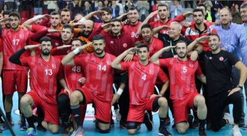 Yunanistan'da ırkçılığa maruz kalan Türk hentbolculardan mesaj