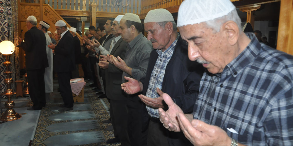 Peygamberimizin doğum gecesinde soydaşlar dua etti