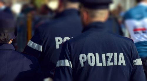 İtalya'da camiye saldırı planladığı iddia edilen 12 kişi gözaltına alındı