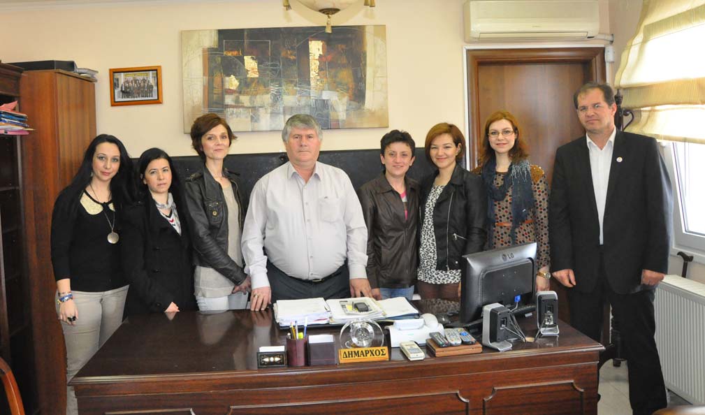 Kadınlar Kolu Yönetimi Kozlukebir Belediye Başkanı İbrahim Şerif’i Ziyaret Etti
