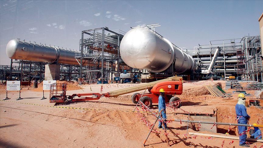 Aramco'nun piyasa değeri 2 trilyon doları aştı