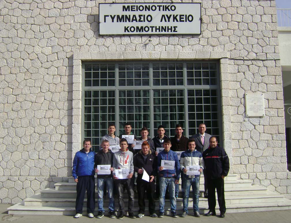 CELÂL BAYAR AZINLIK LİSESİ ERKEK VOLEYBOL TAKIMI TURNUVADA İKİNCİ OLDU