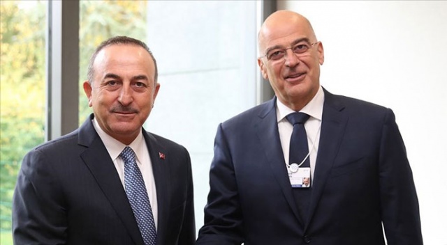 Yunan Dışişleri Bakanı Dendias, Türk mevkidaşı Çavuşoğlu ile görüştü