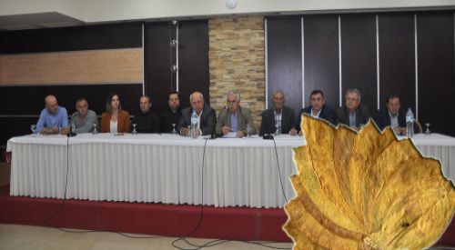 Kooperatif yönetimi fiyatlar için tütüncüleri direnmeye çağırdı