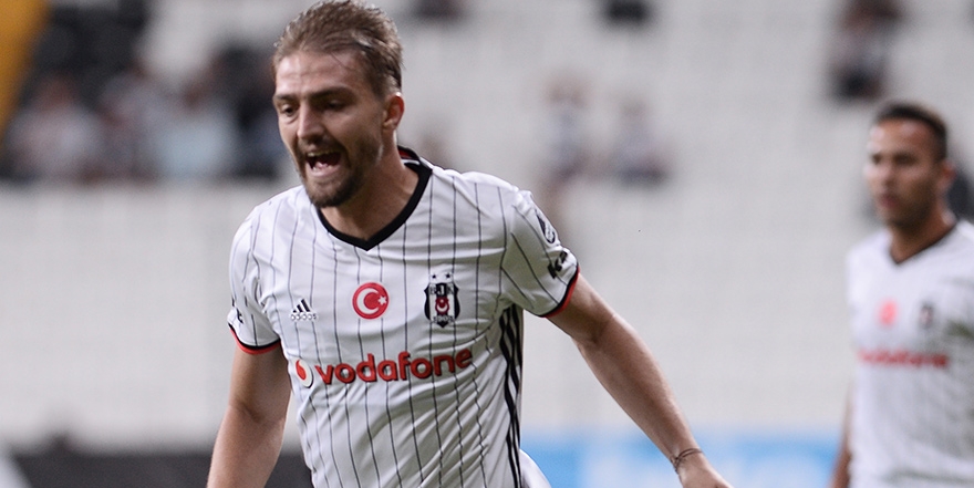 AEK, Caner Erkin'e transfer teklifinde bulundu