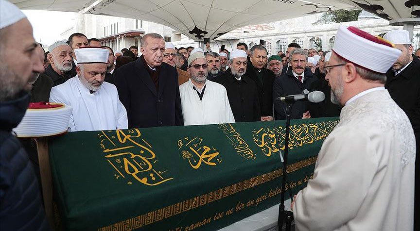 Ömrünü Kur'an yoluna vakfeden Ahmet Vanlıoğlu hoca son yolculuğuna uğurlandı