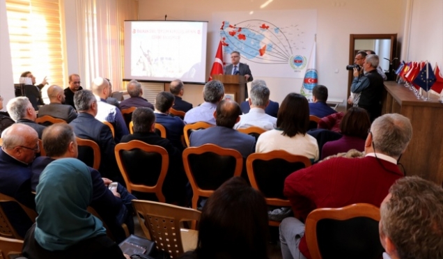 Balkanlar'da yaşayan Türklerden "Türkçenin korunması talebi"