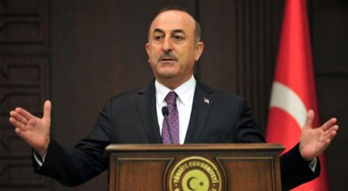 Çavuşoğlu'ndan Dendias'a: Mültecilere ateş etmek ve öldürmek kabul edilebilir mi?