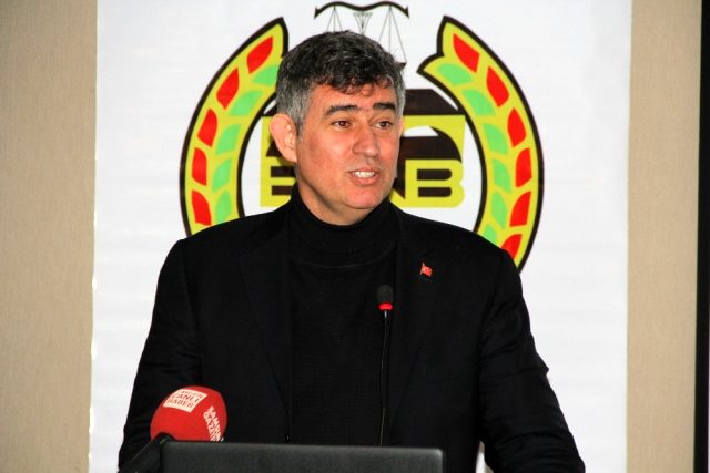 "Yunanistan Avrupa'nın şımarık çocuğudur"