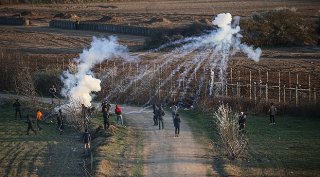 Yunanistan'ın sert müdahalesinde yaralanan 4 sığınmacı AİHM'e başvurdu
