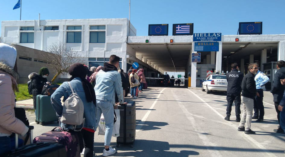 Türkiye'de okuyan Batı Trakyalı öğrenciler güvenle evlerine dönüyor