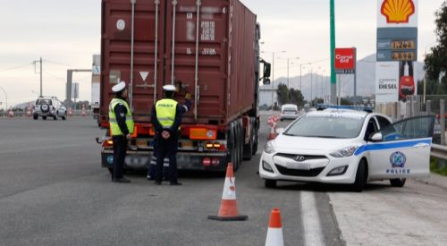 Türk tırın şoförü Atina'da bıçaklanarak öldürüldü