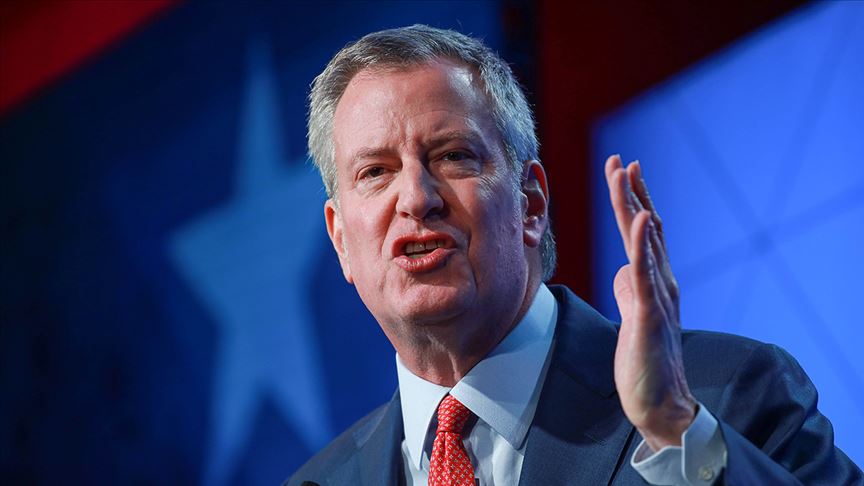 New York Belediye Başkanından Trump'a: New York için 'Bırakın ölsün' mü diyorsun?