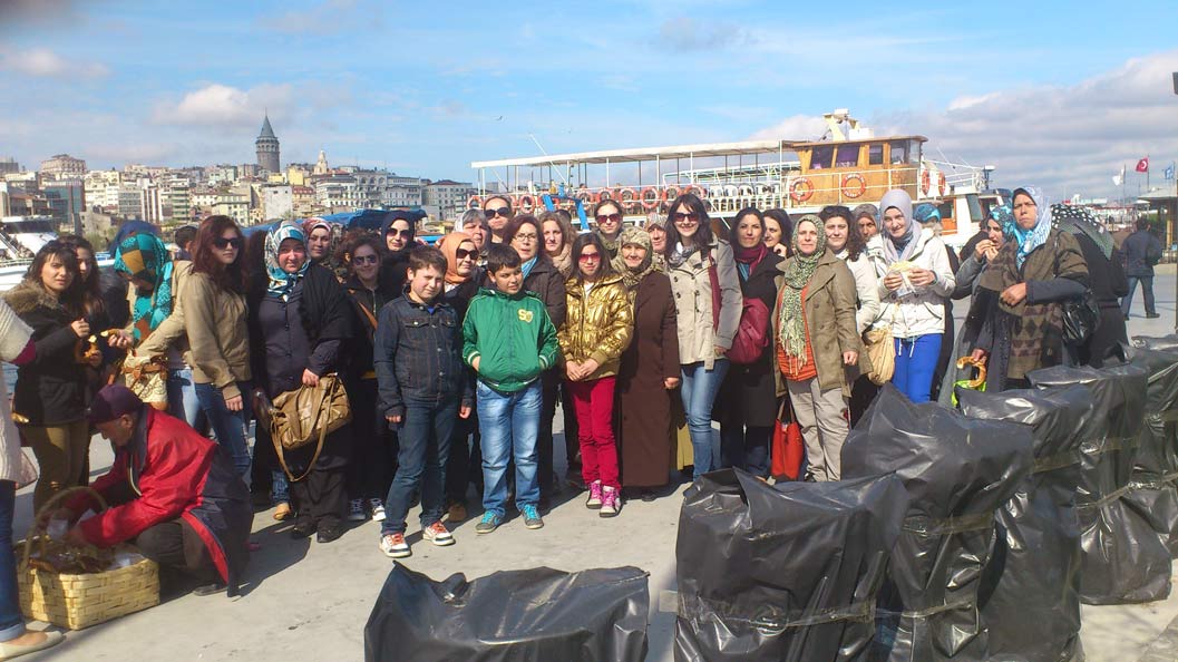 Kurcalı Kadınları İstanbul’u gezdi