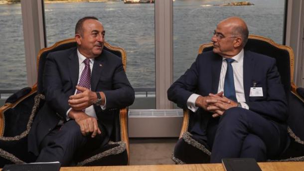 Bakan Çavuşoğlu, Yunan mevkidaşı Dendias'a tepki gösterdi