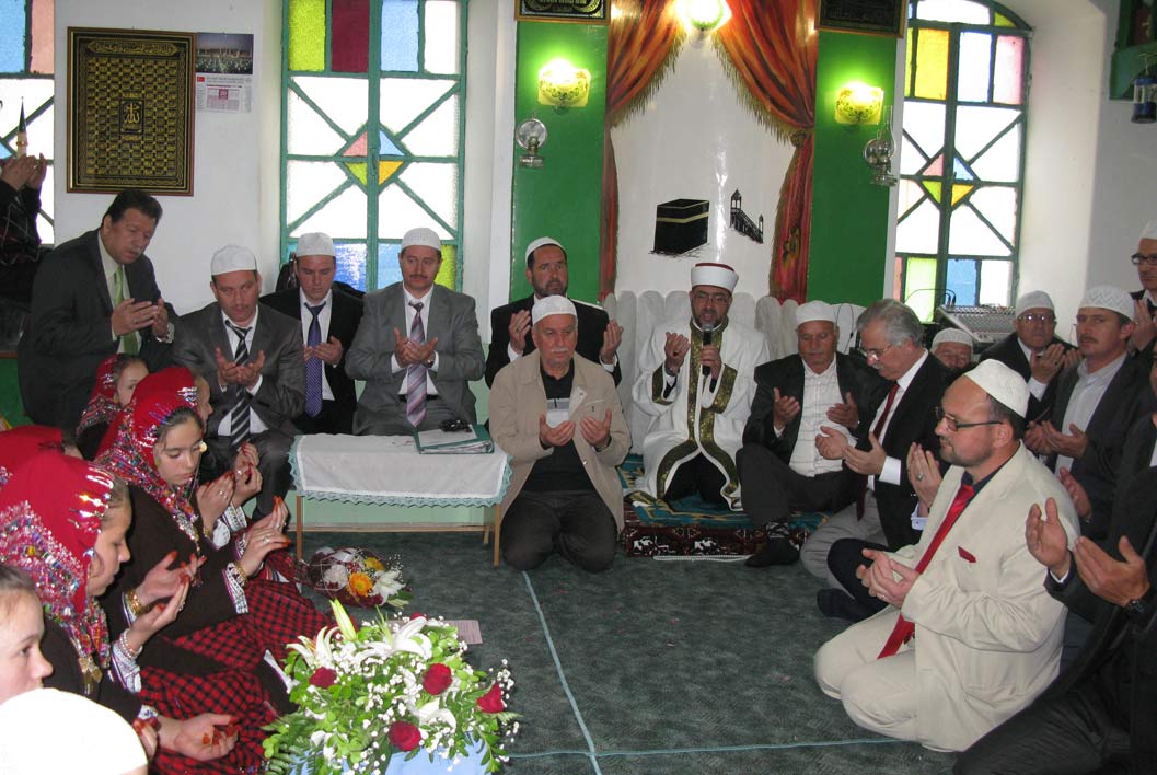 Hatim merasimleri Mustafçova, Sünne ve Zümbül Mahalle ile devam etti