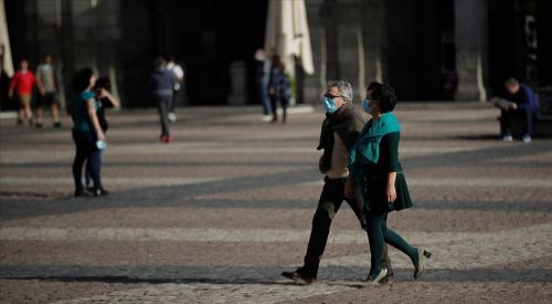 Avrupa Hastalık Kontrol Merkezi: Maske sadece ilave koruma aracı olabilir