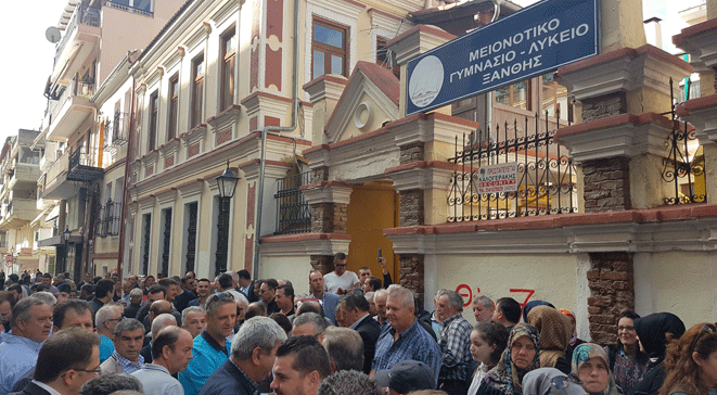 İskeçe Azınlık Lisesi öğrencileri için otobüs seferleri muamması