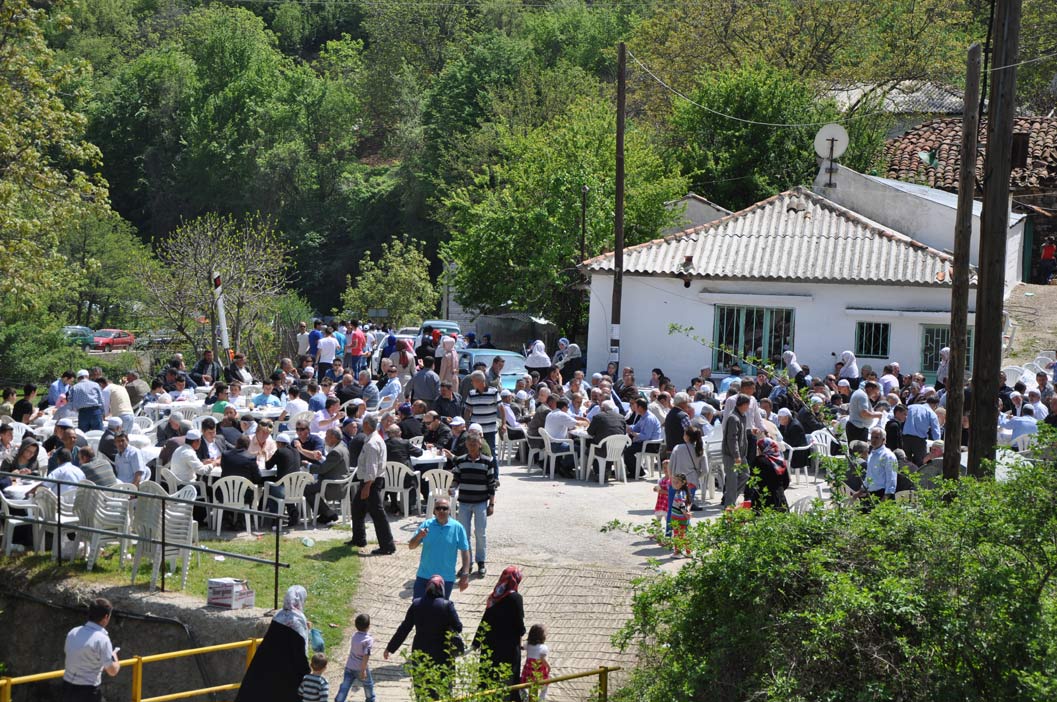 Balkan kolundaki soydaşlar Gerdeme köyü mevlidinde buluştular