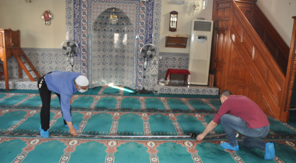 Kemerli Camii’nde toplu ibadet için hazırlıklar yapıldı