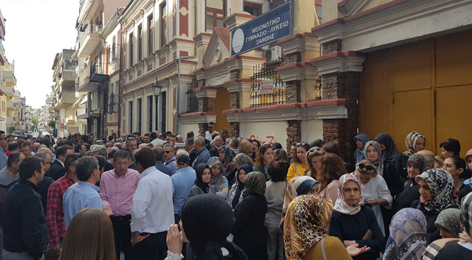 İskeçe Azınlık Lisesi Encümen Heyetinden Cumhurbaşkanı Sakelaropulu'ya davet