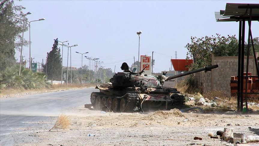 Libya ordusundan darbeci Hafter'e bir darbe daha