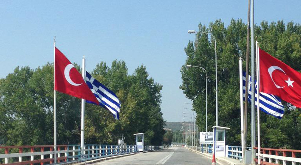 Türkiye’den Yunanistan'a gelenler için karantina süreci kalktı