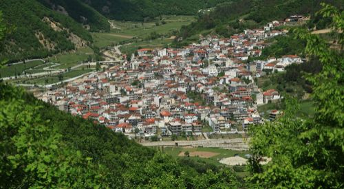 İskeçe'nin Şahin köyü zor günler geçiriyor