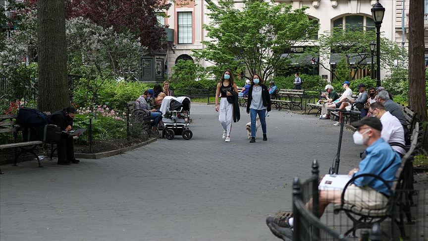 ABD'de koronavirüs salgını yeniden yükselişe geçti