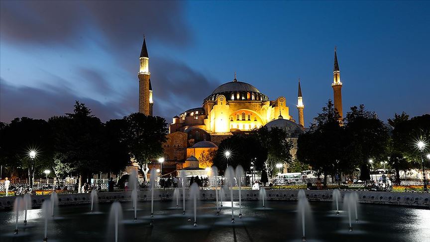 'Ayasofya kararı tarihi bir dönüm noktasıdır'