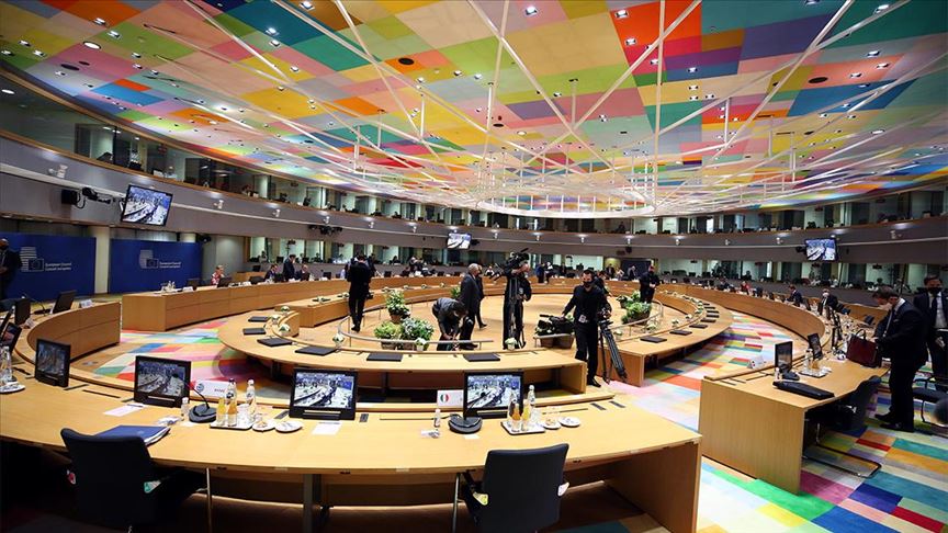 Avrupa Birliği Zirvesi'ne anlaşmazlık damgasını vurdu