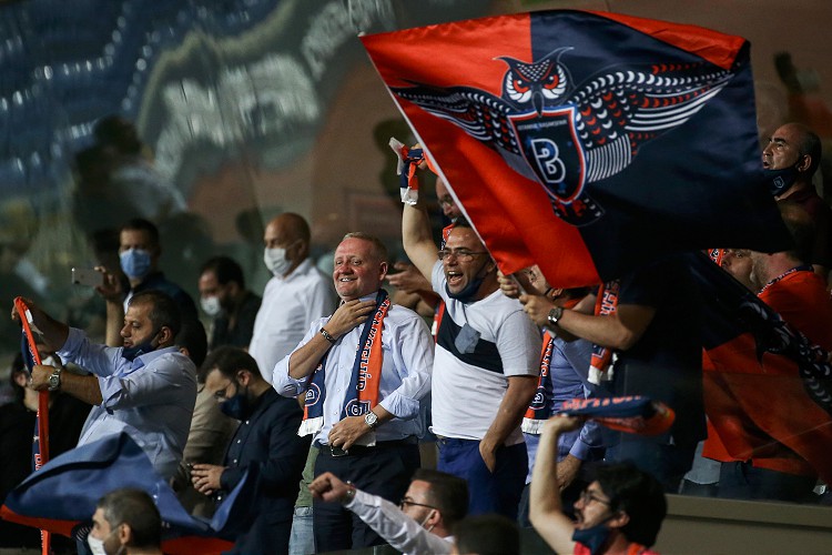 Süper Lig'in şampiyonu Medipol Başakşehir