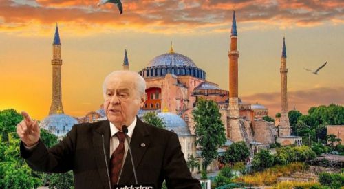 'Konstantinopolis özlemi çekenler, sinir uçlarımızla oynayacak kadar hezeyan ve hezimet çıkmazındadır'