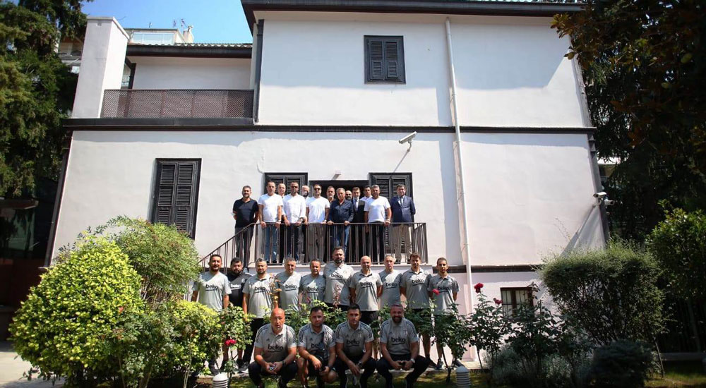 Beşiktaş yönetiminden Atatürk'ün doğduğu eve ziyaret