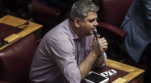 'Hükümetin bu girişimleri, azınlık eğitiminin seviyesini düşürmeye yöneliktir'