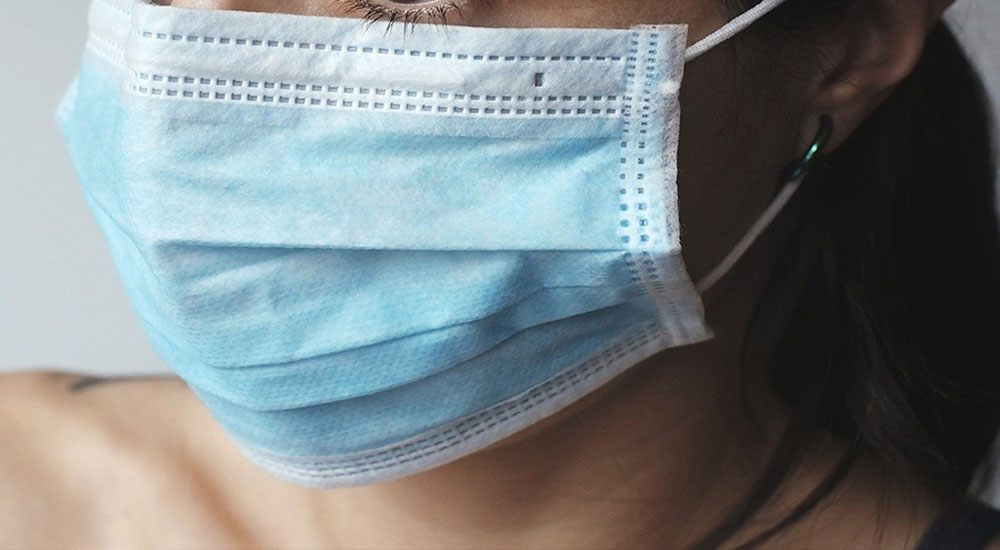 Maske takmadı Kovid-19 virüsünü 27 kişiye bulaştırdı