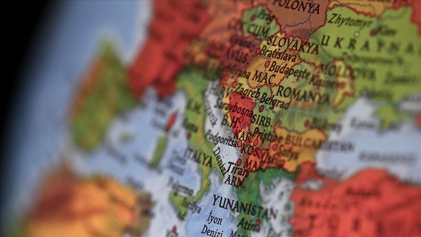 Balkanlar’da 'normalleşme' gerekçesiyle siyasi süreçler kontrol altına alınıyor