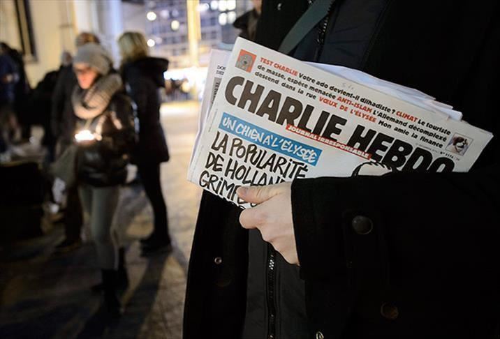 İslam karşıtı Fransız medyasından 'Charlie Hebdo'ya destek' çağrısı