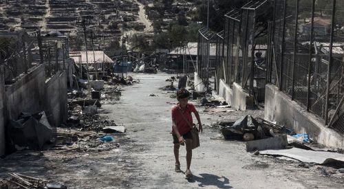 Midilli'deki sığınmacıların çilesi bitmek bilmiyor