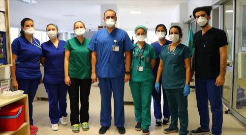 'Virüs bu kadar can almışken gerçekliğini sorgulamayı bırakalım'