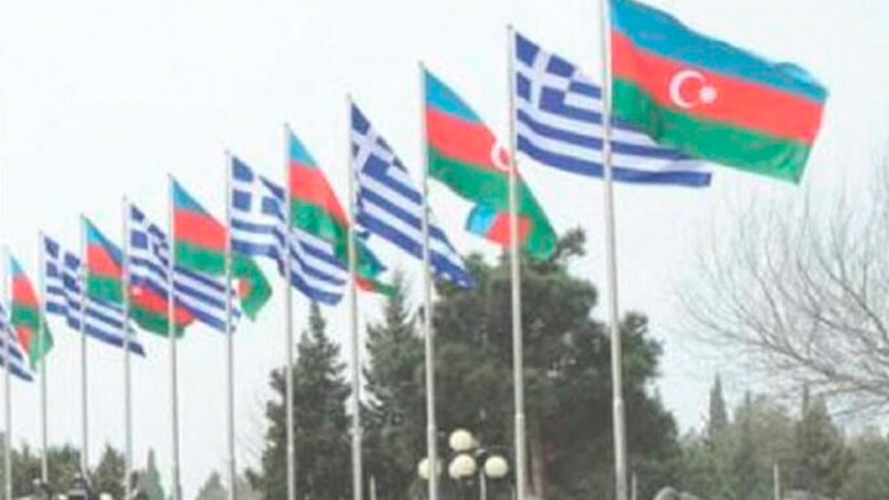 Azerbaycan, Atina Büyükelçisi'ni geri çağırdı