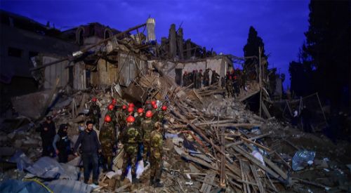 Ermenistan ateşkese rağmen Azerbaycan'ın sivil yerleşimlerine saldırılarını sürdürüyor