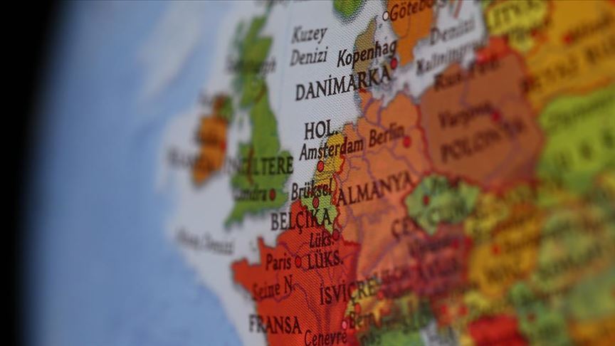 Hollanda Endonezya'da işlediği suçlar için tazminat ödeyecek