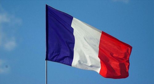 Fransa’da şiddet gören kadın Katolik kocasını 'İslamcı' diye şikayet etti