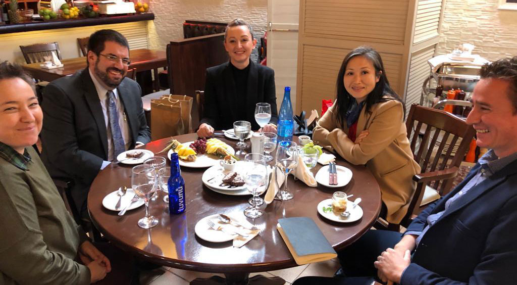 Azınlık kurumlarından yöneticiler Amerikalı diplomatlarla görüştü